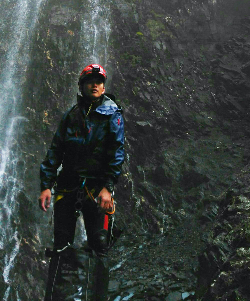 杜冠澔-溪降嚮導